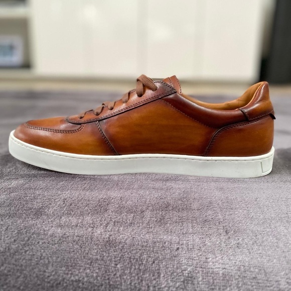 Men's Magnanni Low Top Sneakers - Picture 4 of 11